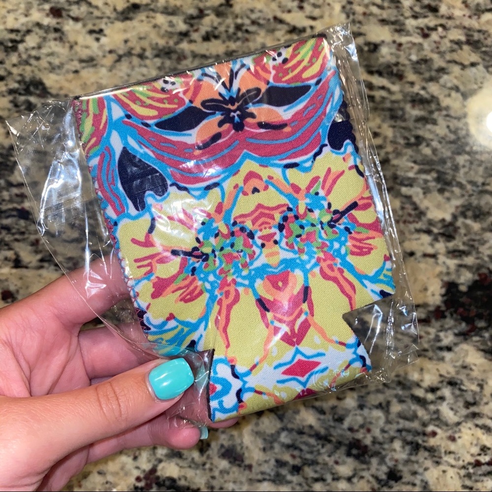 Set of six Kiss Me beer koozies